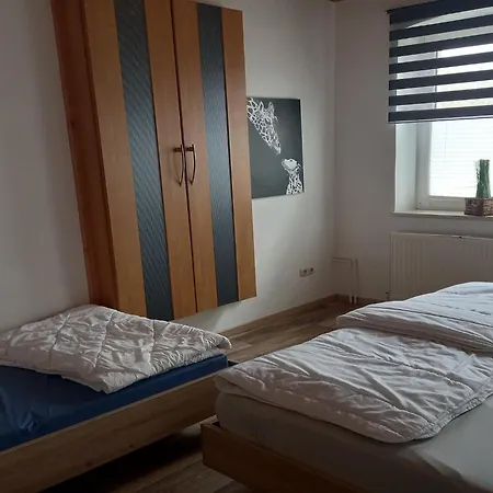 Apartment Chic In Near Area *