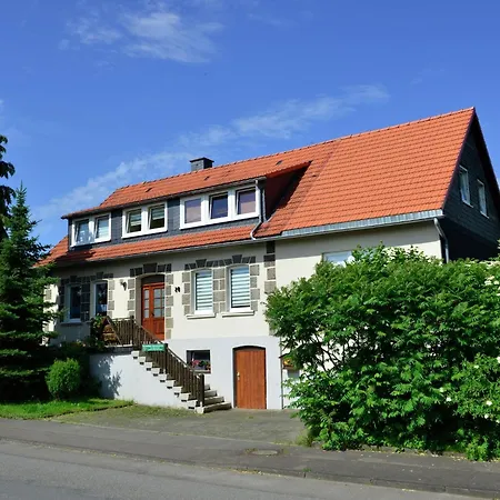 Chic In Near Area * Stormbruch