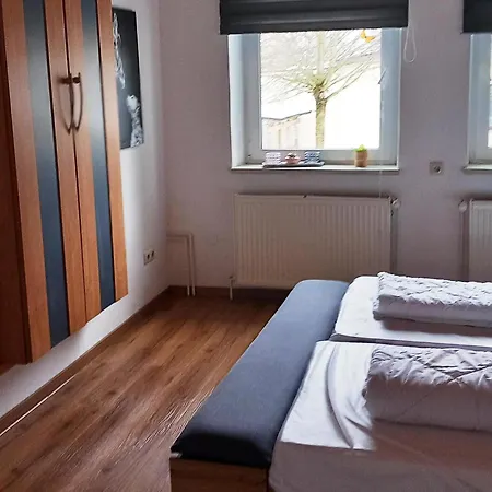 Chic In Near Area Apartment